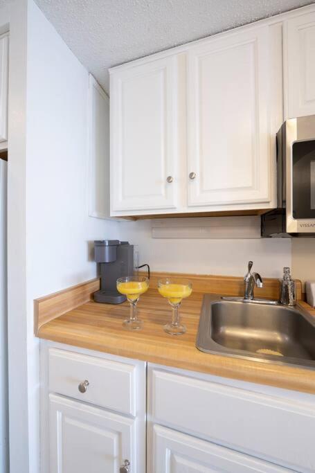 Royal Retreat-Amazing View-King Bed-1 Bedroom-Full Kitchen-Free Parking-Self Check-In Myrtle Beach Luaran gambar