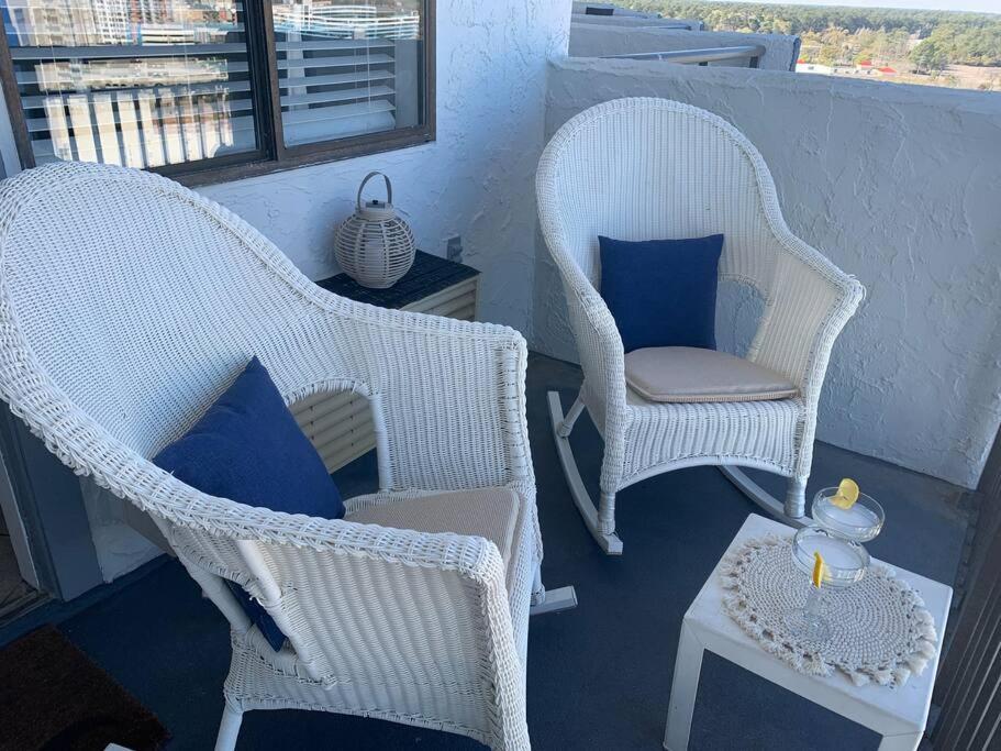 Royal Retreat-Amazing View-King Bed-1 Bedroom-Full Kitchen-Free Parking-Self Check-In Myrtle Beach Luaran gambar
